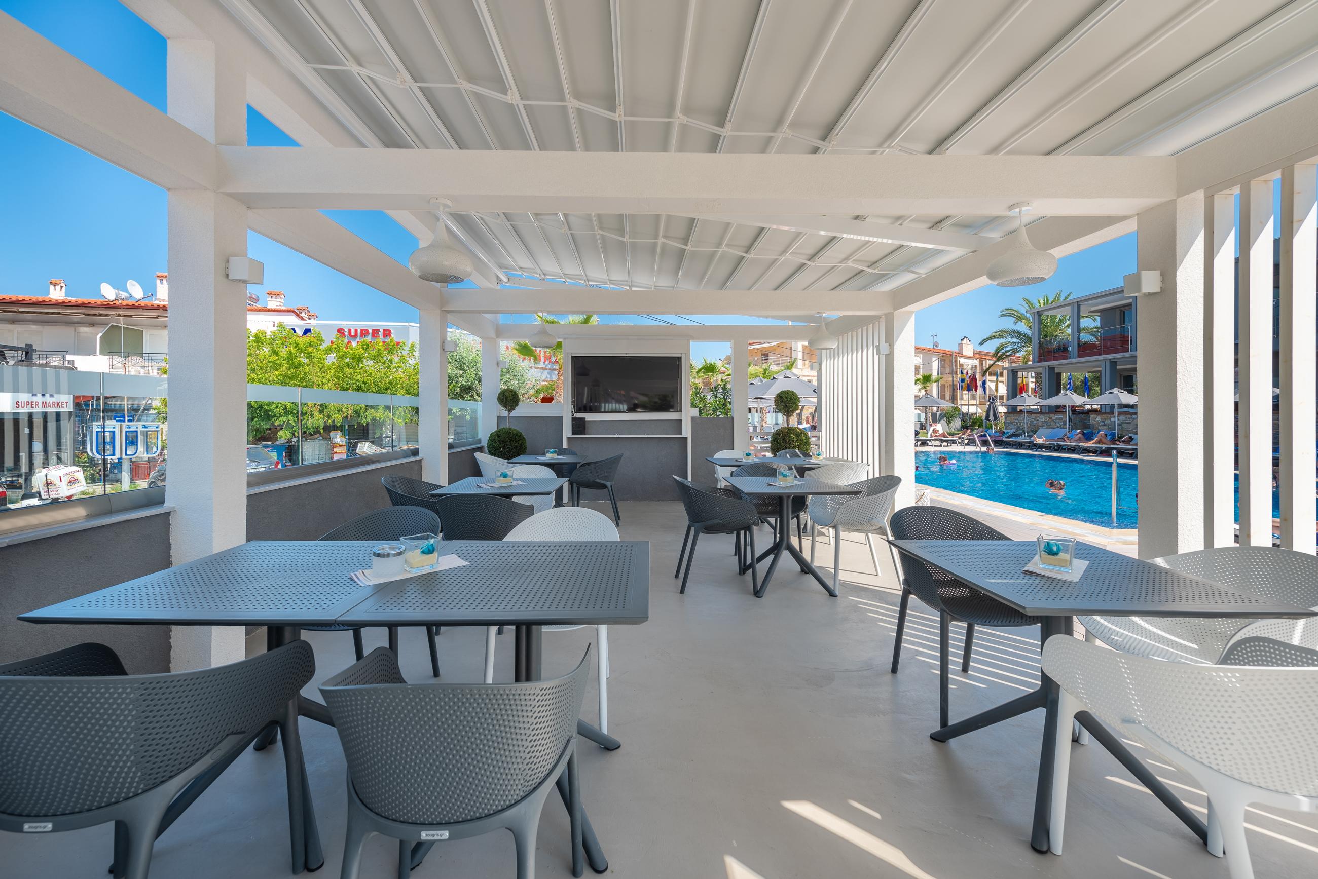 Dionysos Hotel & Suites Hanioti Exteriör bild