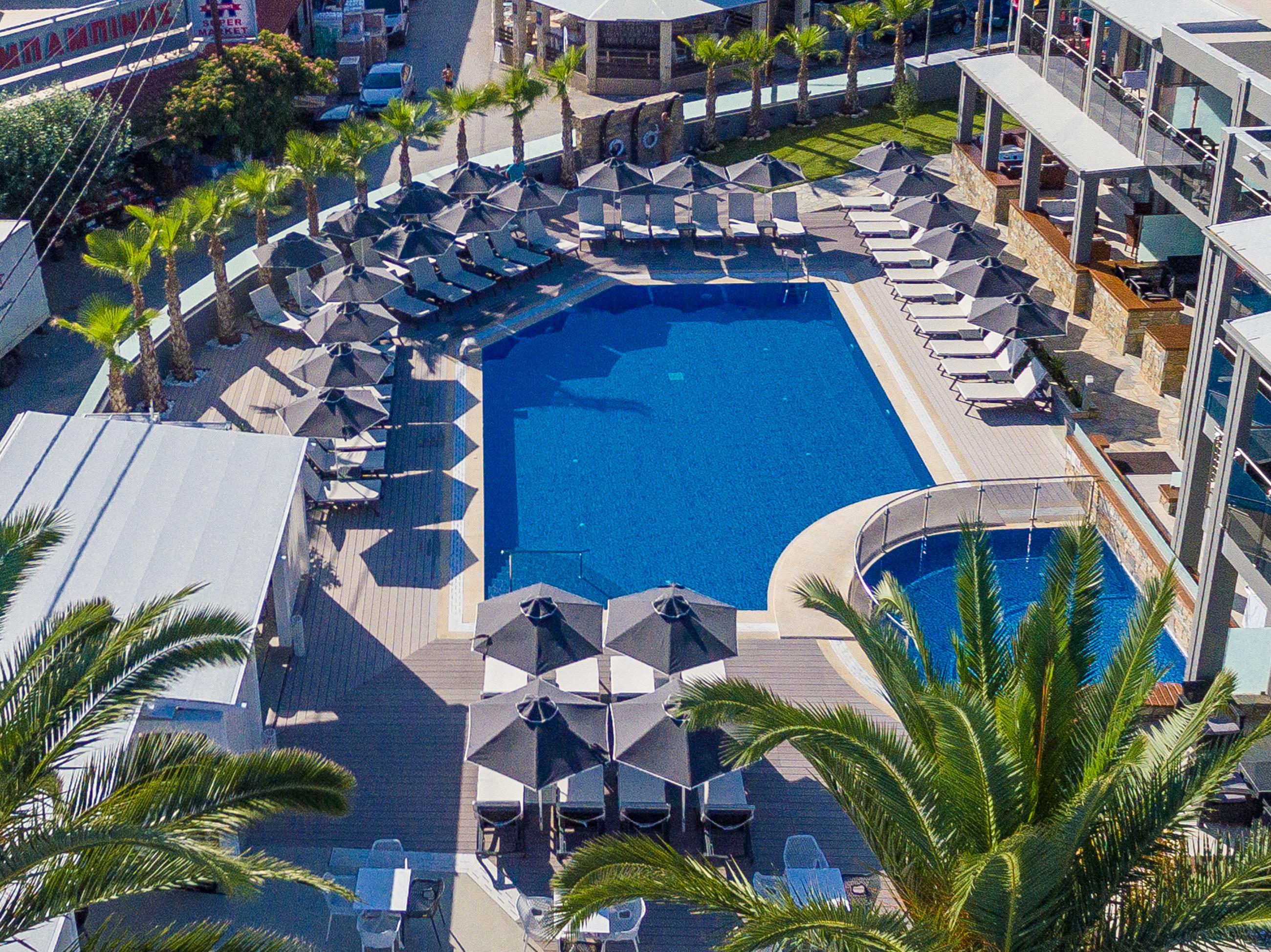 Dionysos Hotel & Suites Hanioti Exteriör bild